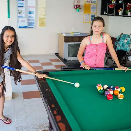 Tuntas Altinkum شقة فندقية ديديم