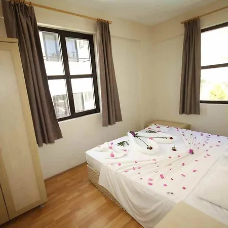 Tuntas Altinkum شقة فندقية