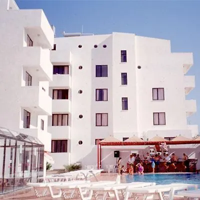 Lejlighedshotel Tuntas Altinkum 3*
