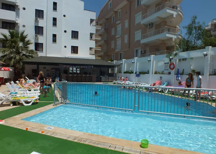 Lejlighedshotel Tuntas Altinkum 3*