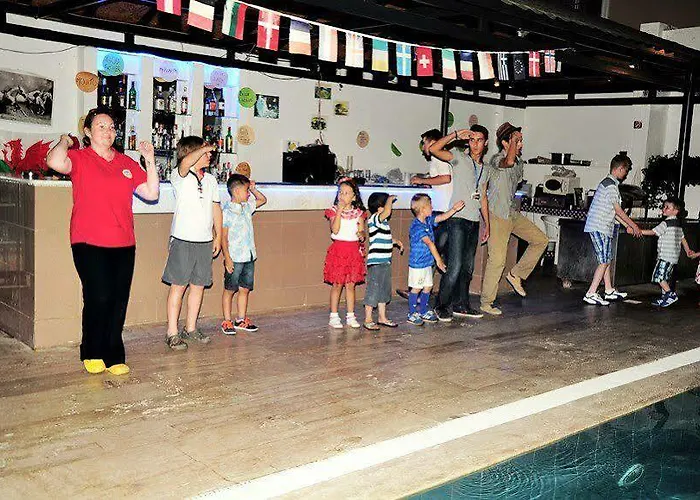 Lejlighedshotel Tuntas Altinkum 3*