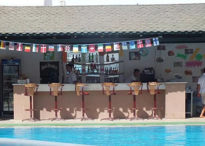 Tuntas Altinkum 3*