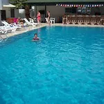Aparthotel Tuntas Altinkum