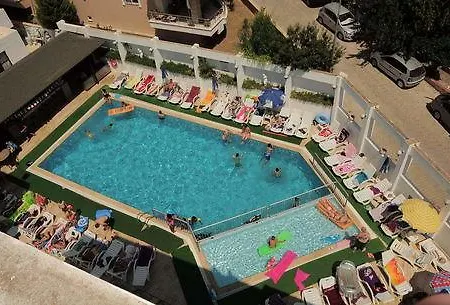 Tuntas Altinkum Apart Otel 3*