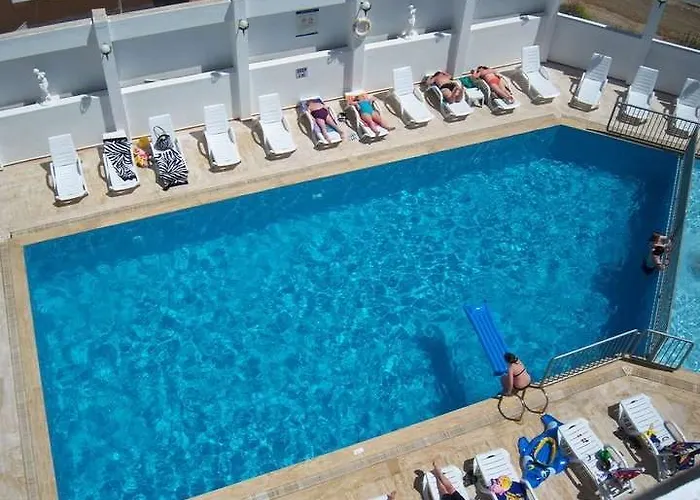 Tuntas Altinkum Didim