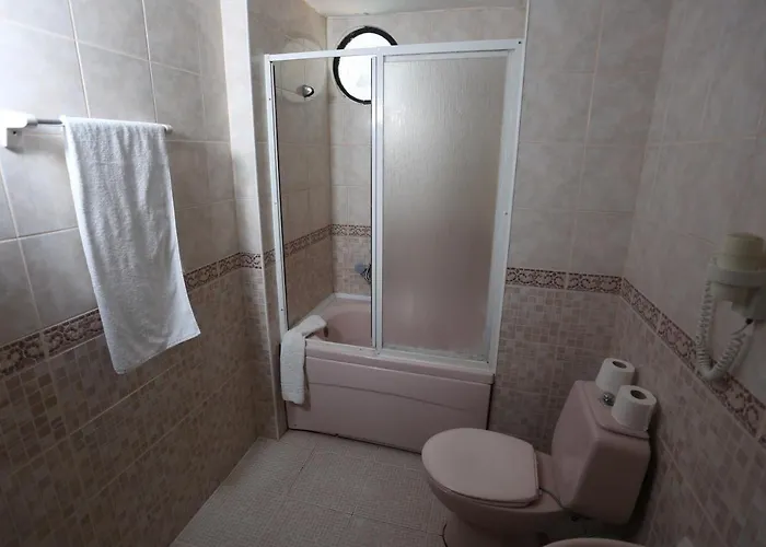 Tuntas Altinkum Апарт-отель 3*